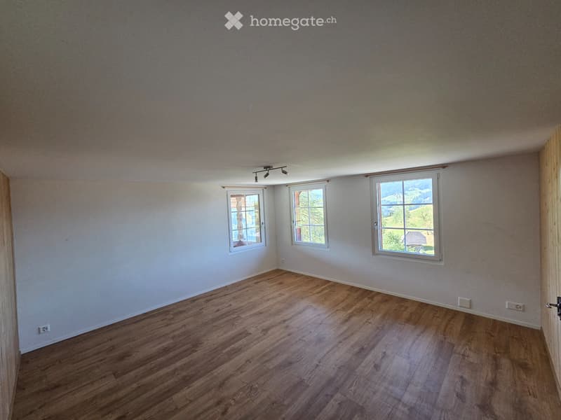 Schön gelegene 3 1/2 Zimmer-Mietwohnung ab Okt. verfügbar (1)