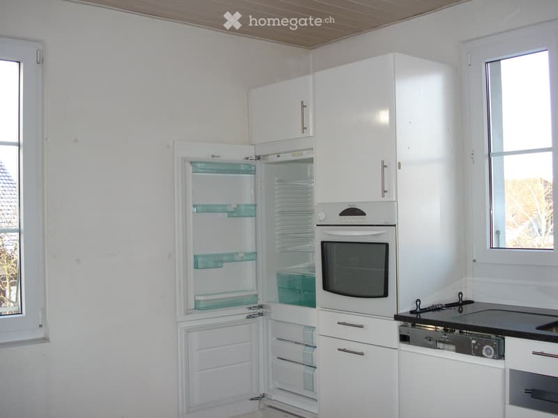 günstige 3.5 Zimmer Wohnung an zentraler Lage in Lyss (4)