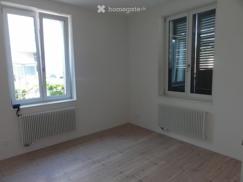 Vermiete schöne 2 Zimmer Wohnung (2)