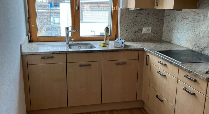 Charming 3.5 with balcony in Visp, available from October (1)