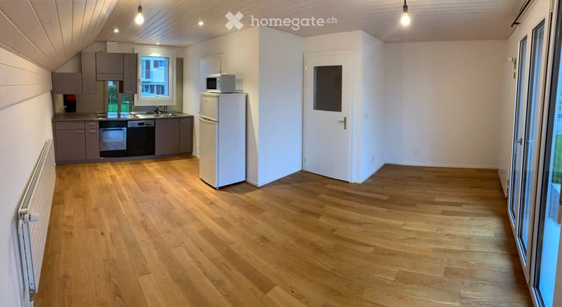 Studio mit Terrasse und zusätzlichem Abstellraum und Garage (1)