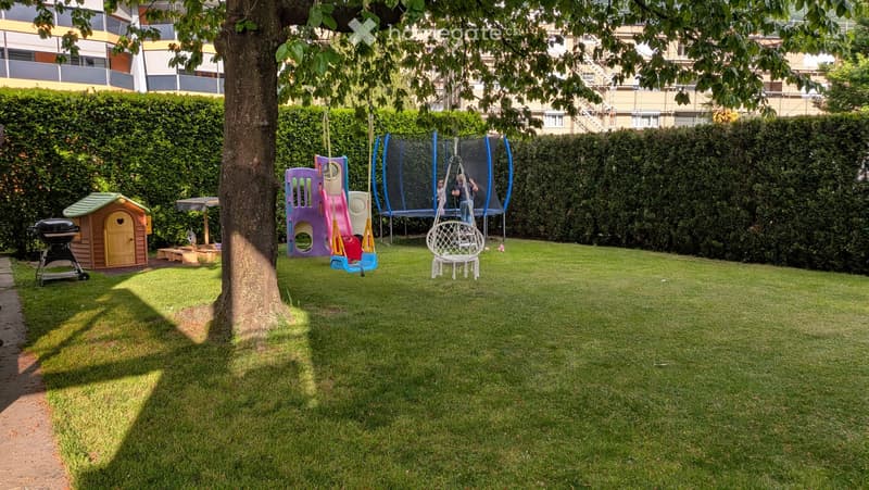 Luminoso appartamento 4.5 locali con giardino comune (1)