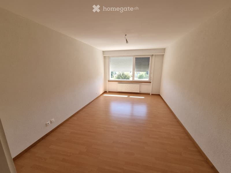 A louer de suite ou à convenir dans une villa familiale : (5)