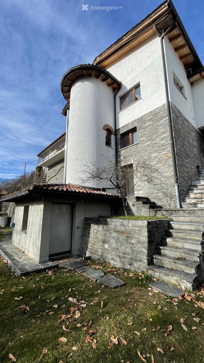 Appartamento Torre con giardino in villa d'epoca (1)