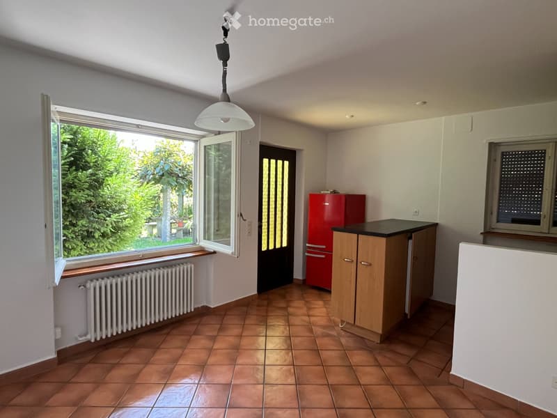 Bioggio, 2.5 locali con giardino in affitto (2)