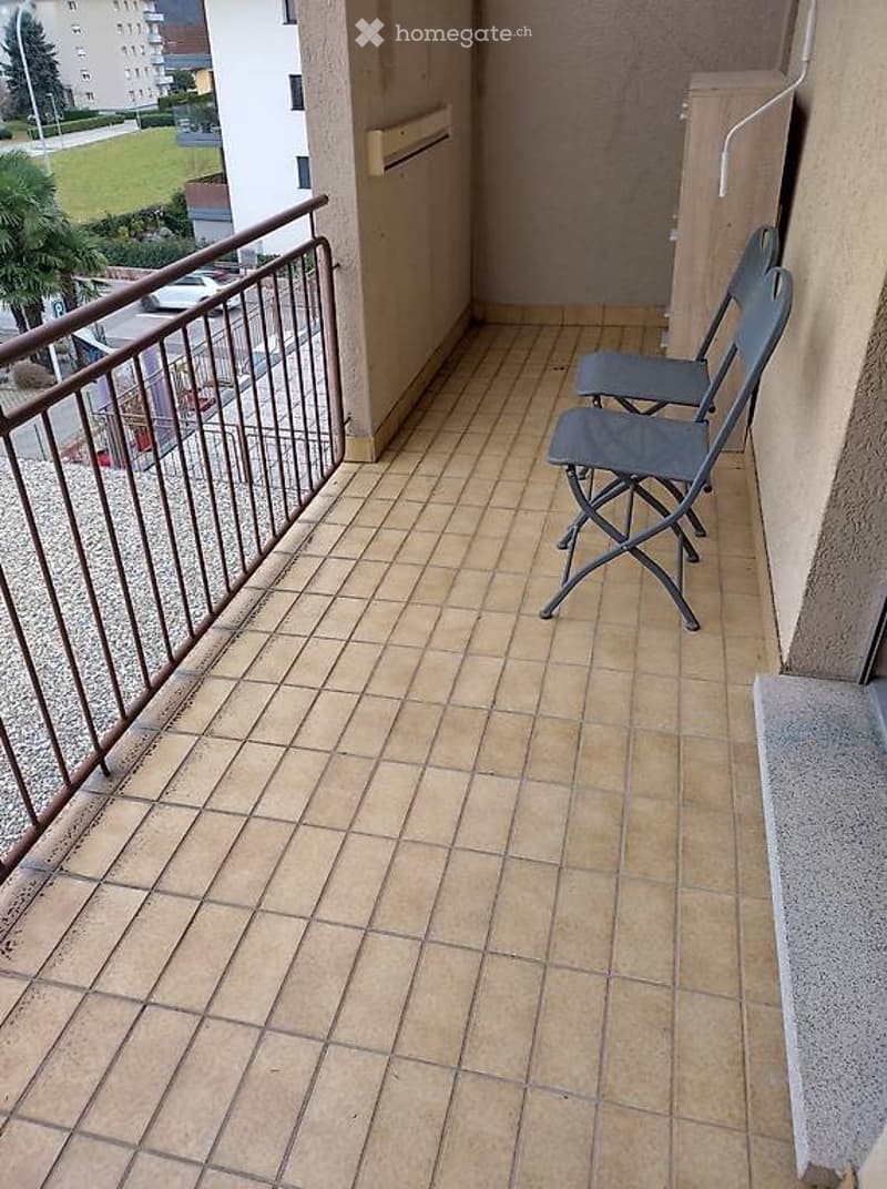 Luganese, affitto monolocale arredato (2)