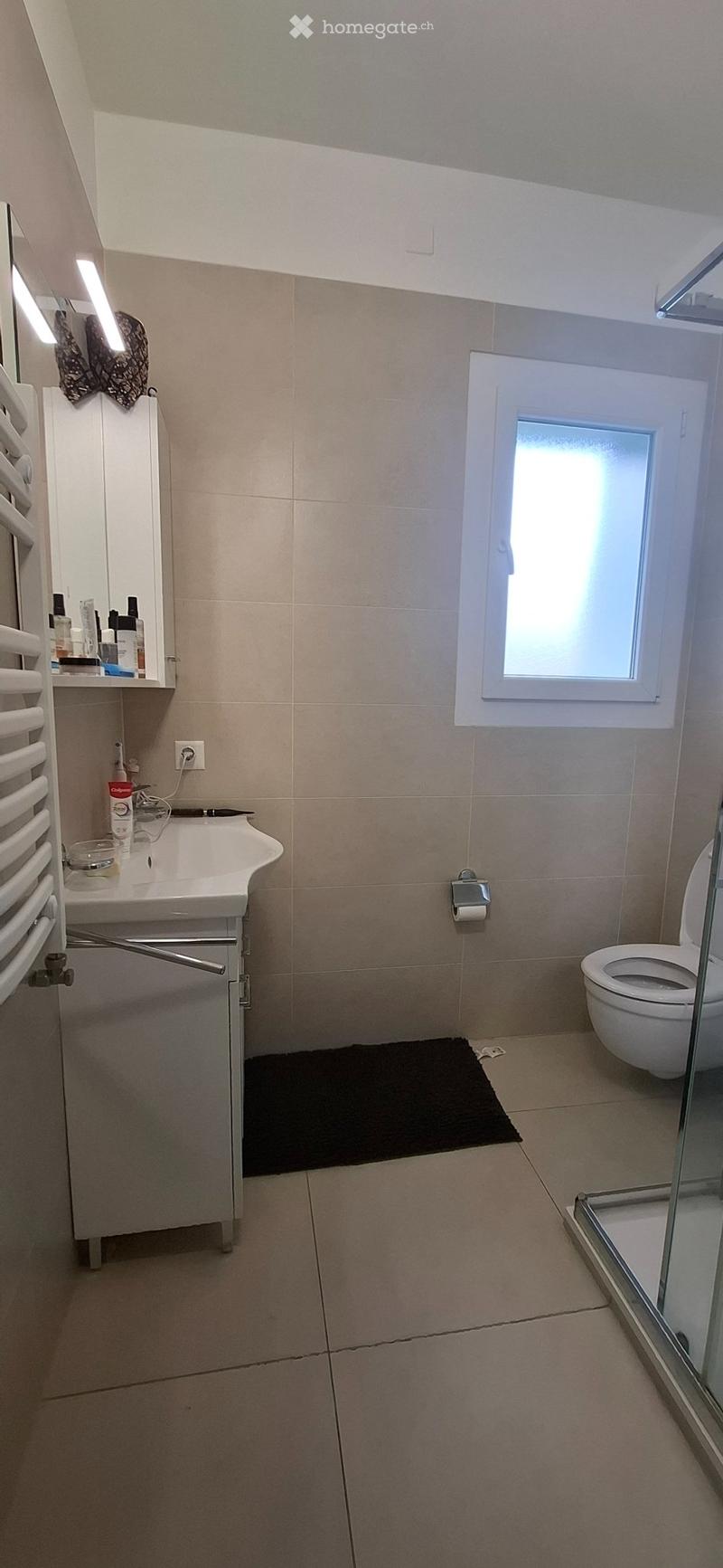 Cercasi subentrante per monolocale ammobiliato (2)