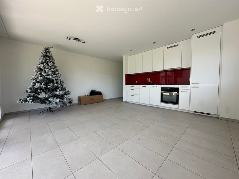 Moderne 2.5-Zimmer-Wohnung mit Gartensitzplatz (1)