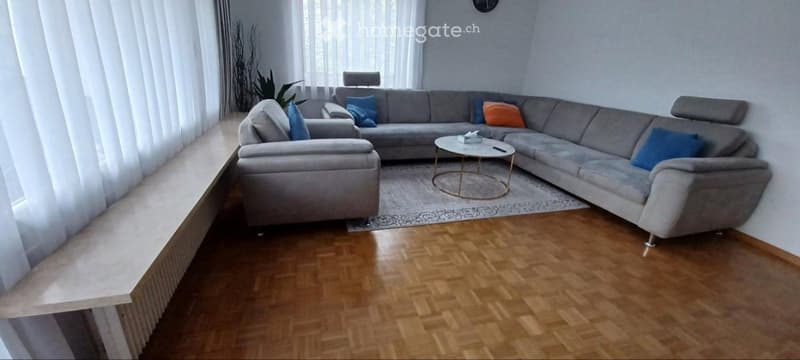 Charmante 3,5-Zimmer-Wohnung in Frenkendorf (2)