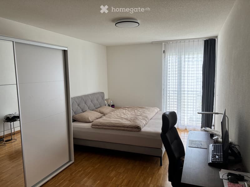 Moderne 3.5-Zimmer-Wohnung in Heimberg mit Alpenblick (3)
