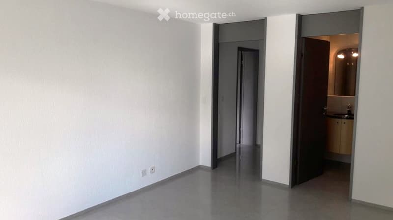 2.5-Zi-Wohnung mit Parkplatz (5)