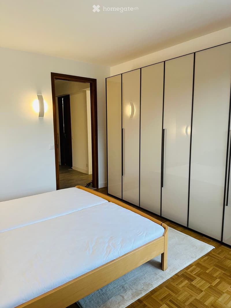 2.5 locali ammobiliato in prima fila sul lago (3)