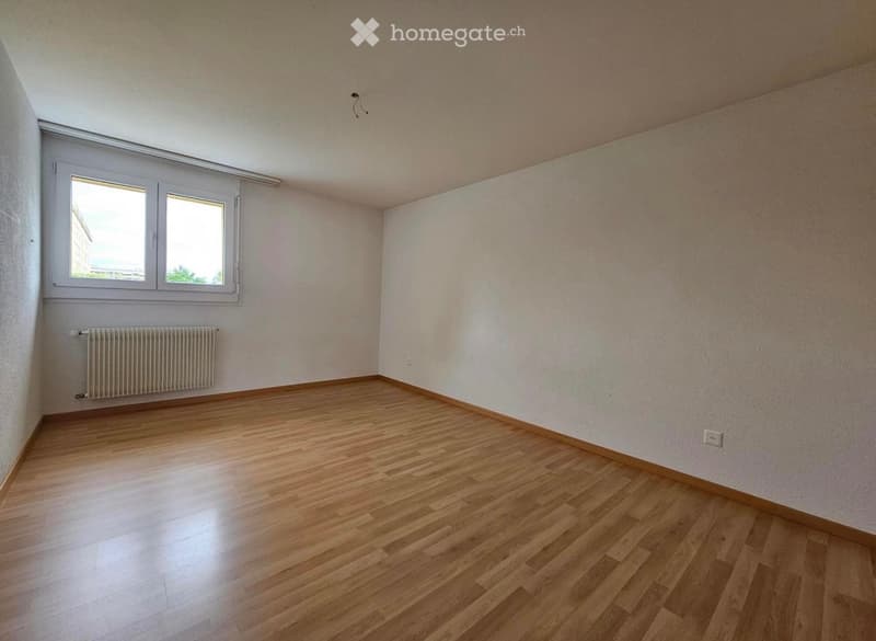 Helle 3.5 Zimmer-Wohnung (3)