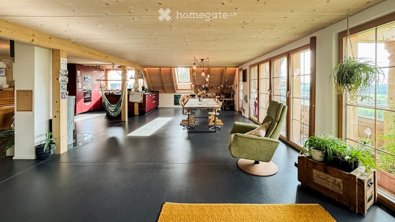 Charmante 4½-Zimmer-Wohnung (180m2) im Grünen in Burgistein (3)