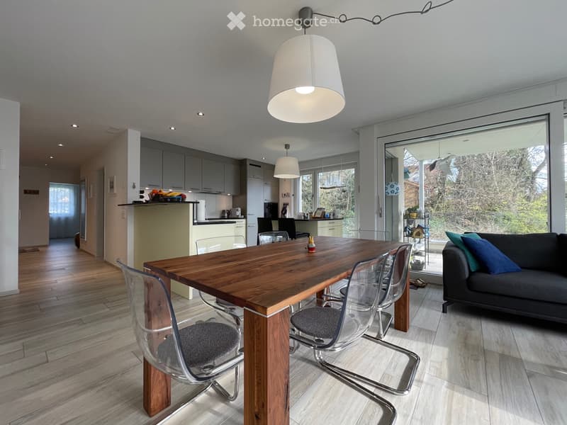 Moderne 3.5 Zimmer Wohnung 90qm (1)