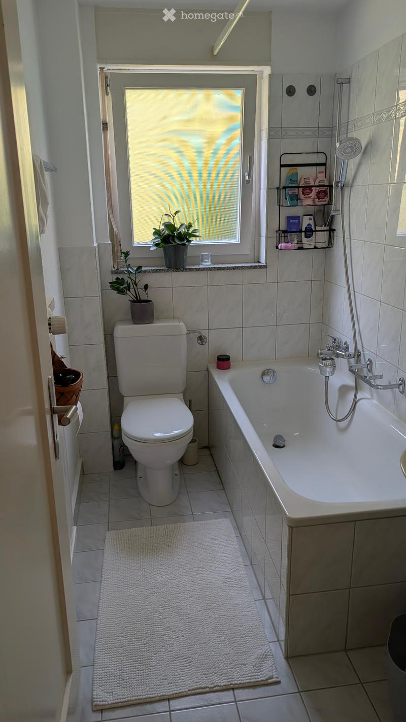 WG Zimmer mit Balkon (2)