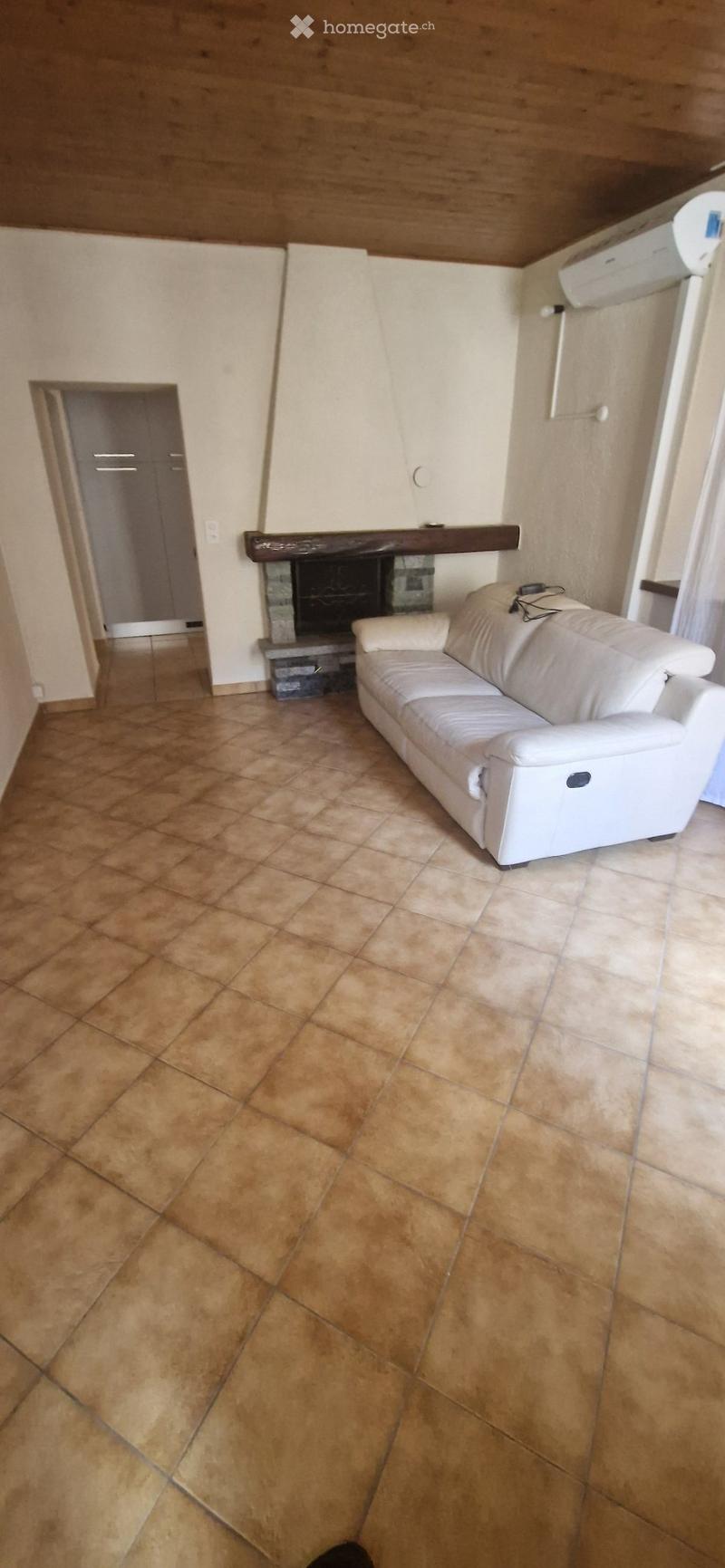 Affittasi appartamento di 5 locali (5)