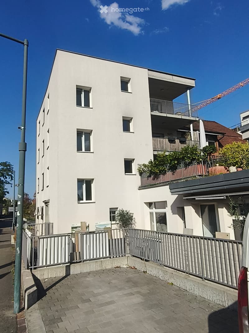 schöne 3.5 Zimmer Wohnung (5)