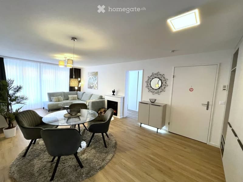 Exklusive möblierte 4 ½ Zimmer Wohnung in Dietikon (1)