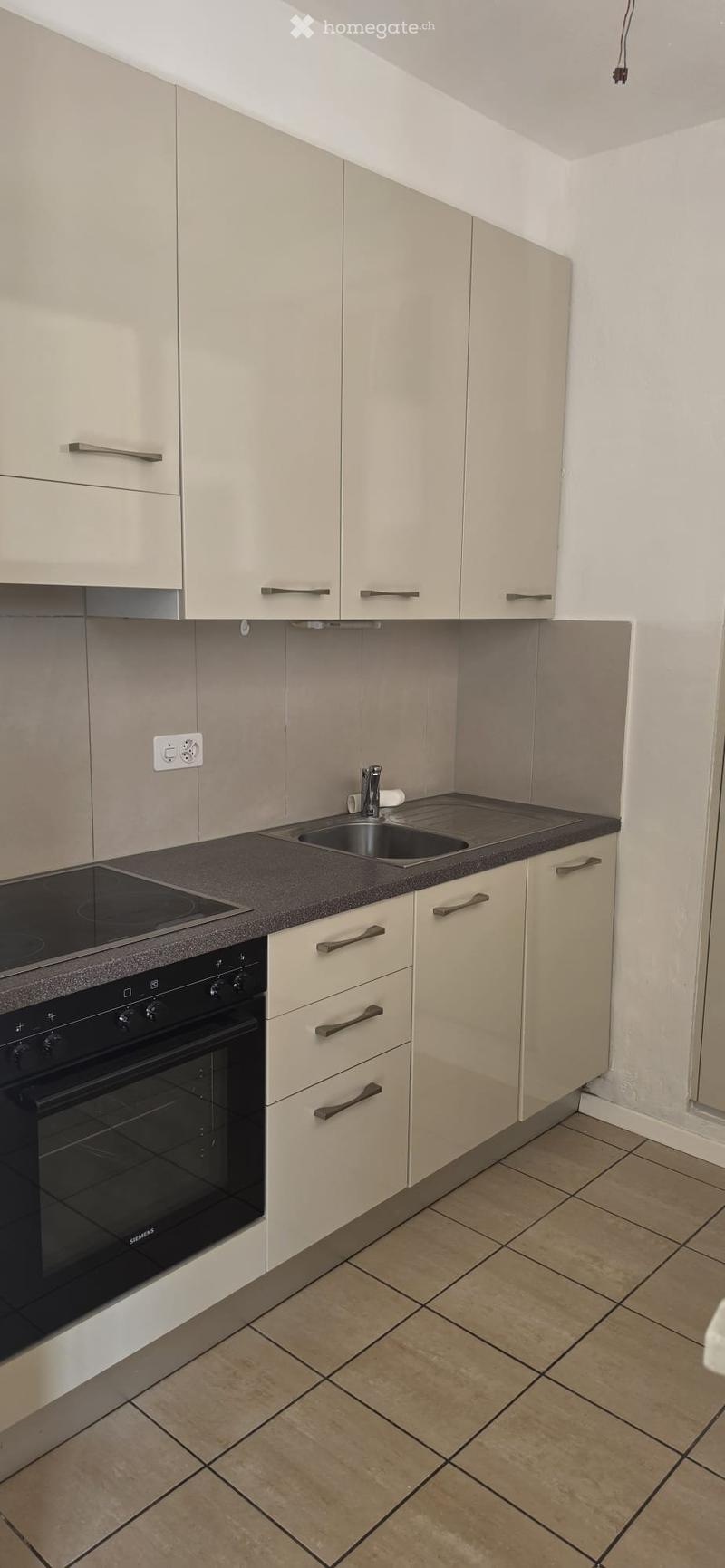 Luminoso appartamento di 3.5 locali con grande terrazza (2)