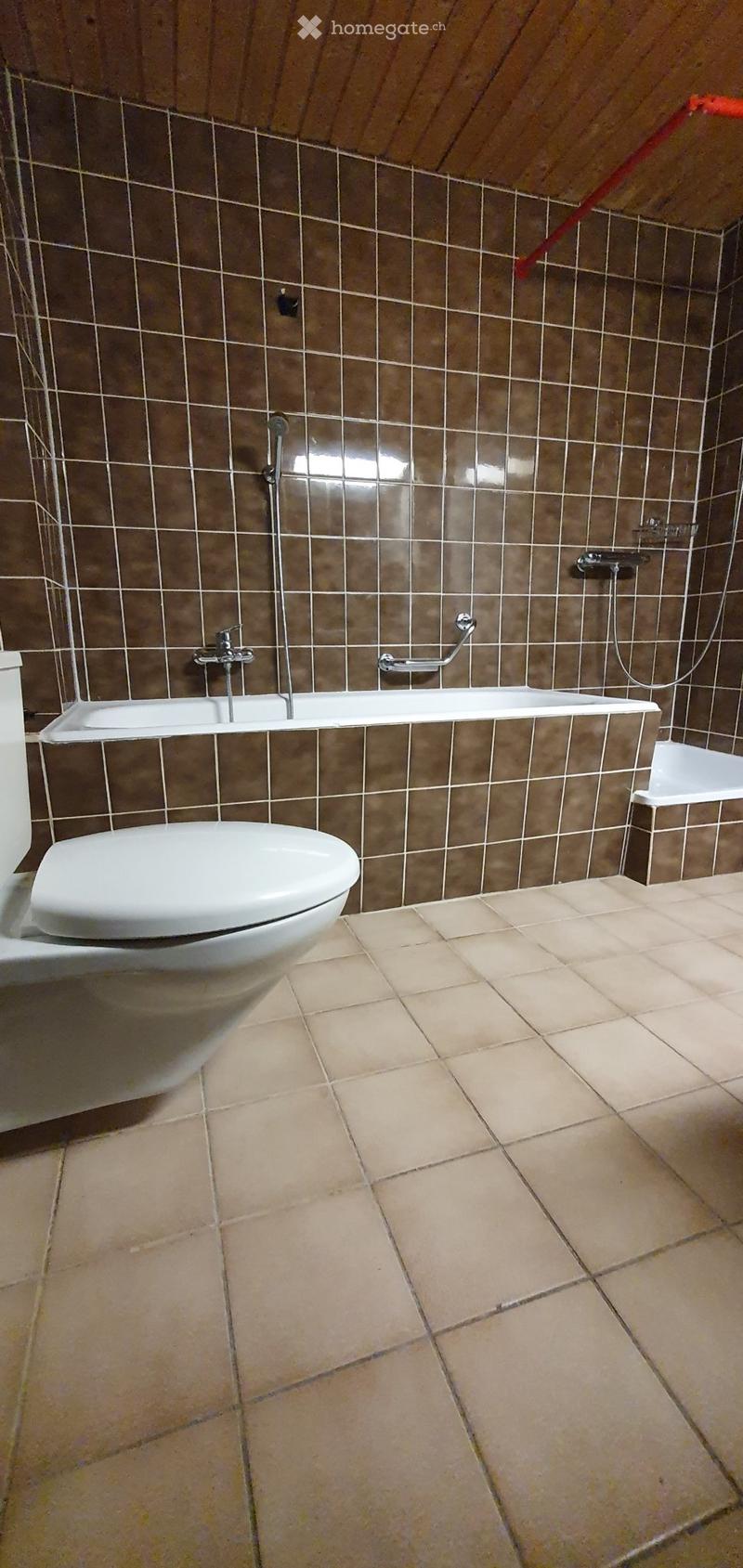 Appartement 4.1/2 chambres 115m2 à louer 965 Fr + 155 Fr (3)