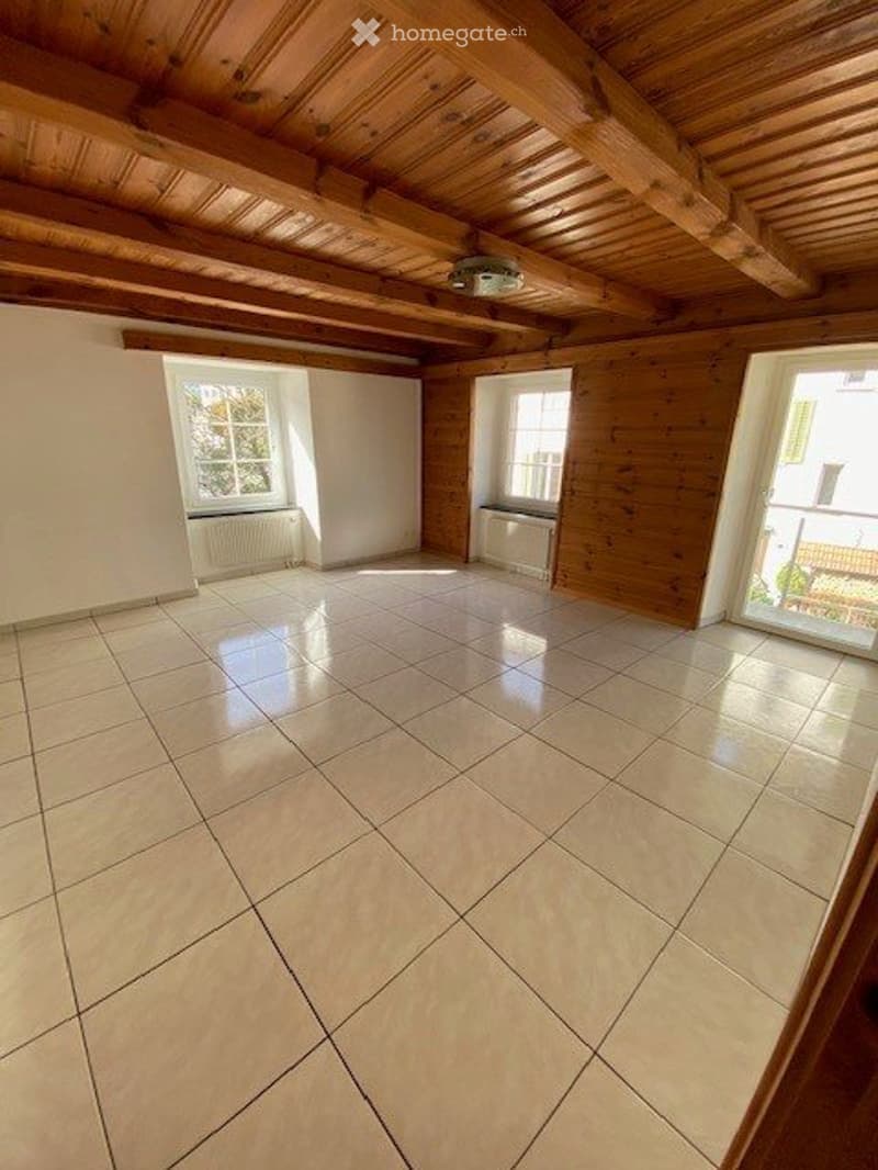 3.5-Zimmer Wohnung mit origineller Raumaufteilung im 2.Stock (2)