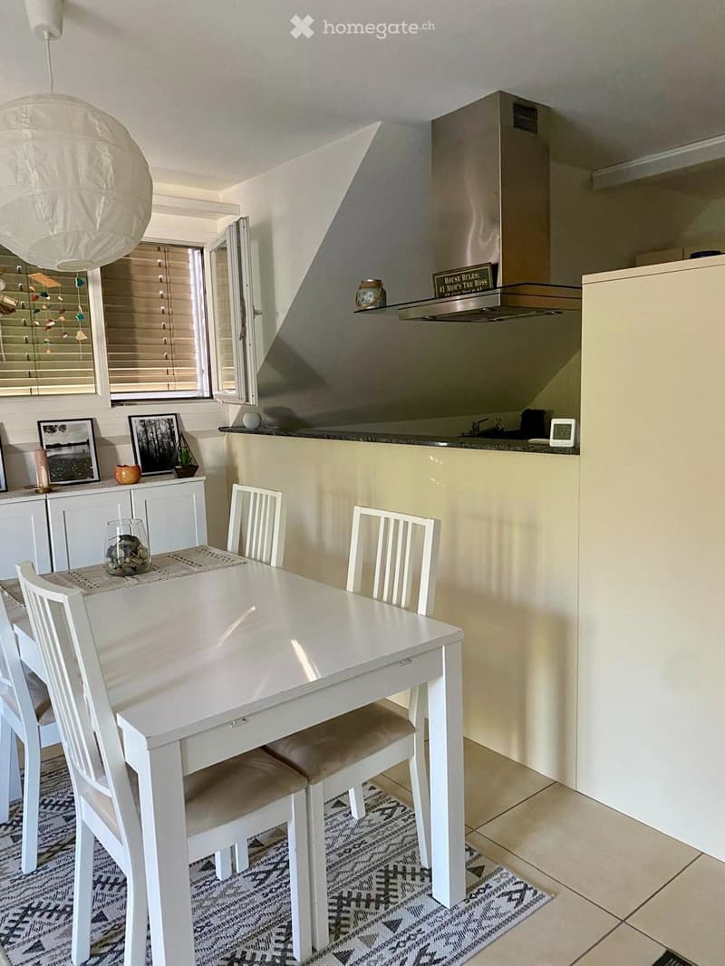 Schöne, helle Wohnung im 2. OG ab 1.12. od nach Vereinbarung (3)