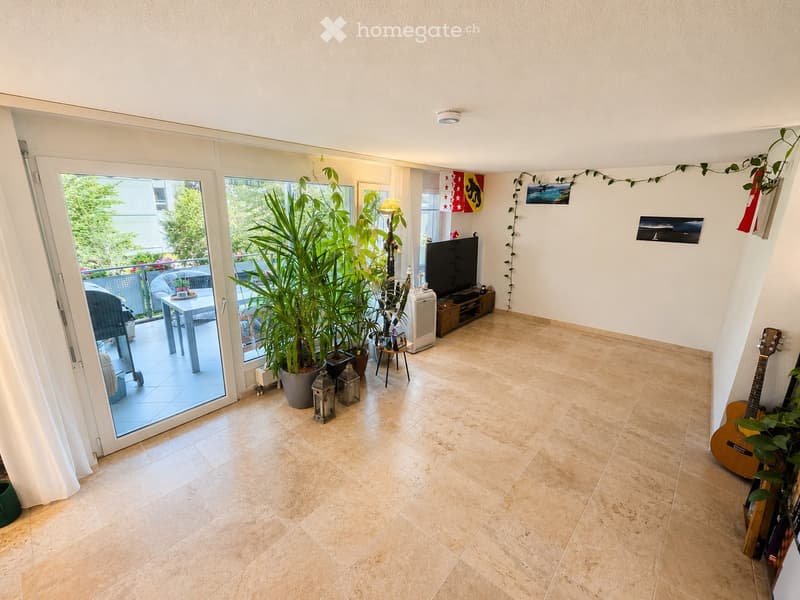 Sanierte 3.5-Zimmer-Wohnung - 4 Min. zum Bus 10 (2)
