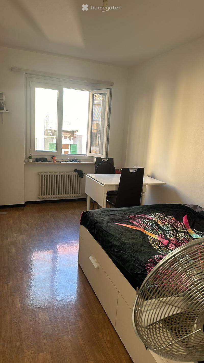 LOCARNO Città Vecchia affittasi monolocale (2)