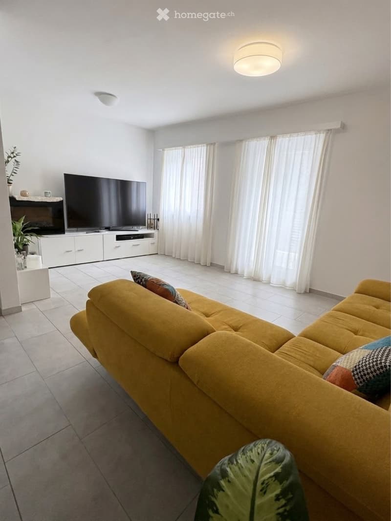 Affittasi luminosa casa indipendente di 4 locali Losone (2)