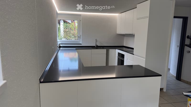 Neu Renoviertes EFH mit Garten & viel Wohnkomfort in Rafz (3)