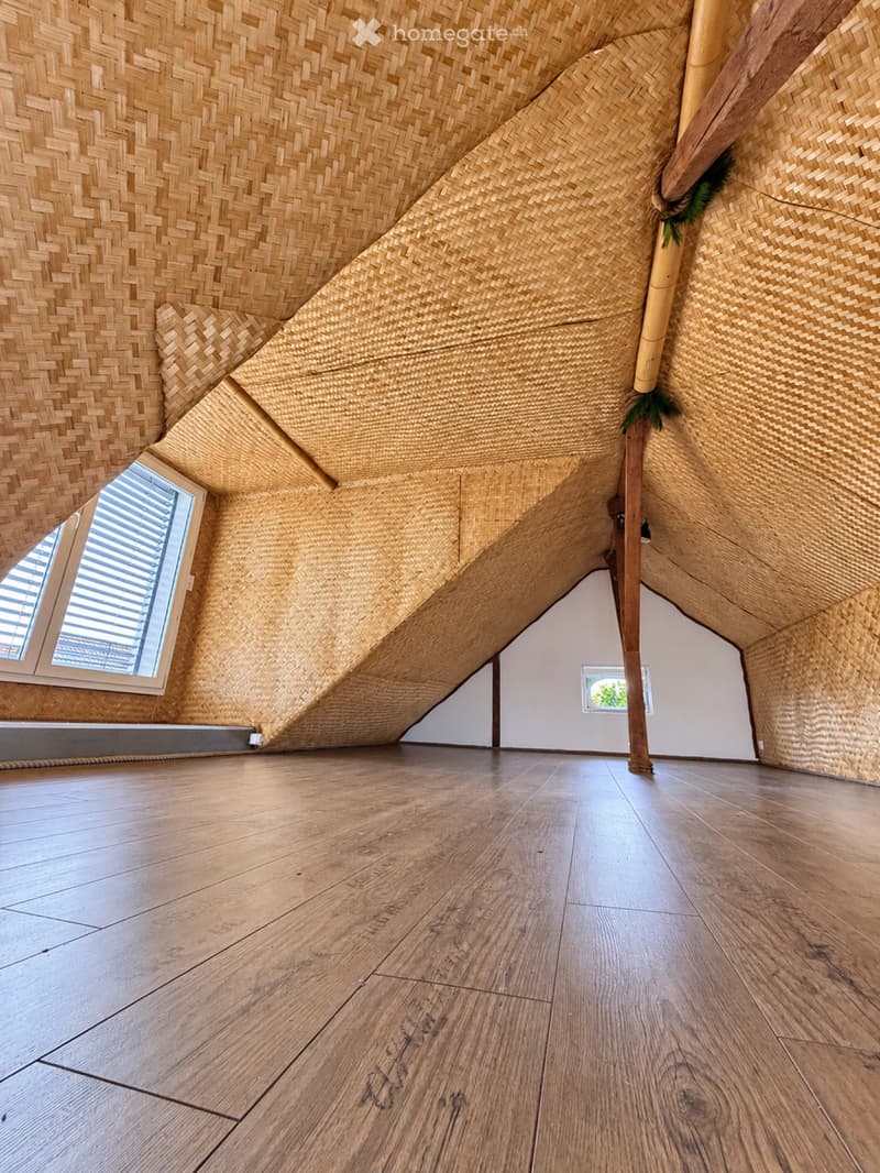 Besondere 4.5-Zimmer-Maisonette-Wohnung im Zweifamilienhaus (4)