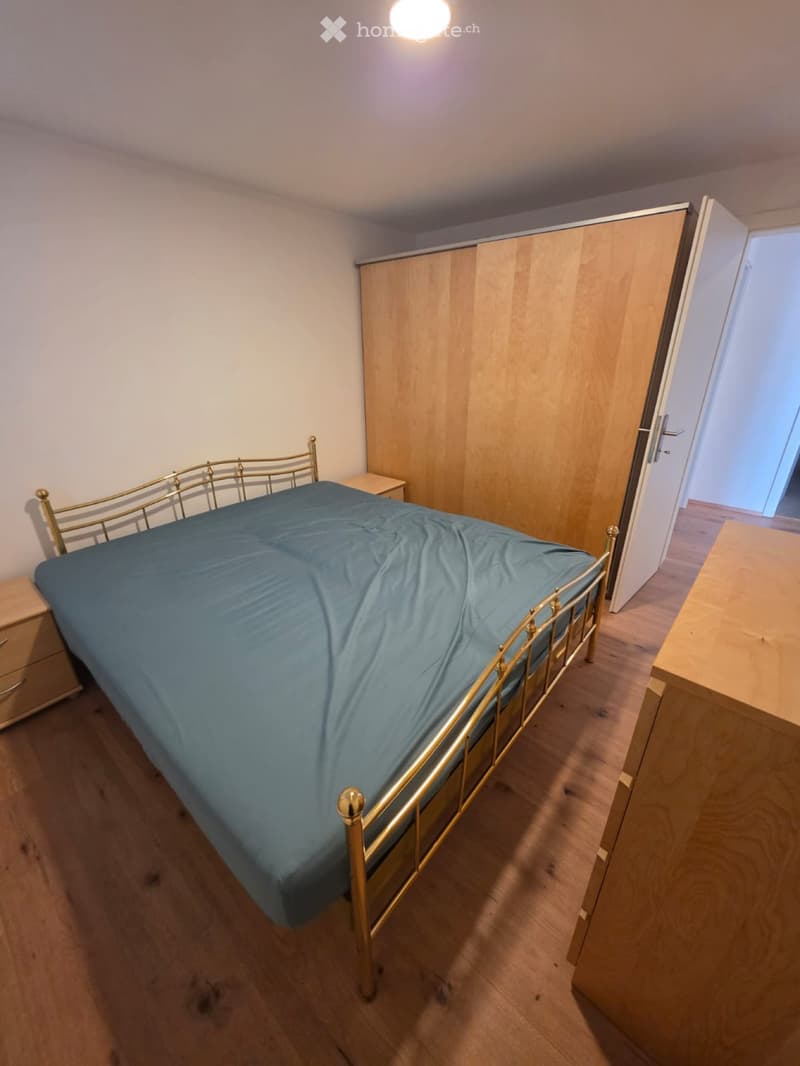 Möblierte 2.5-Zimmer-Wohnung in Zwillikon (2. Stock) (4)