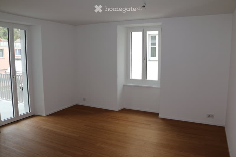 Helle 4.5-Zimmer-Wohnung an zentraler Lage in Domat/Ems (5)