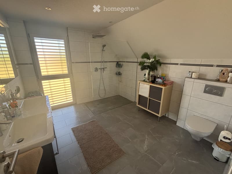 Modernes Haus in ruhiger Wohnlage - Nachmieter gesucht (5)