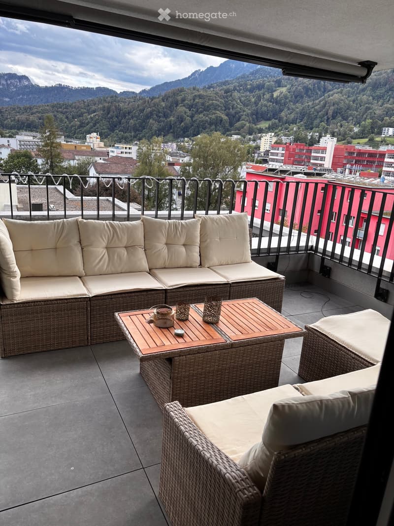 Exklusive Attikawohnung mit Fernblick zum Pilatus und See (3)