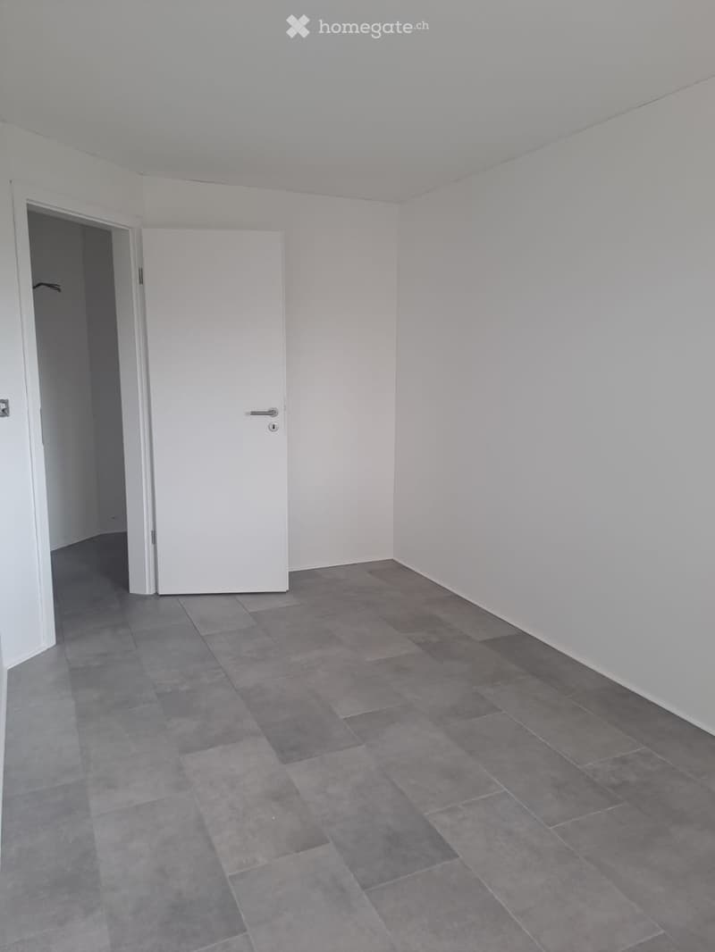 Renovierte Wohnung mit Wintergarten und privatem Garten (4)