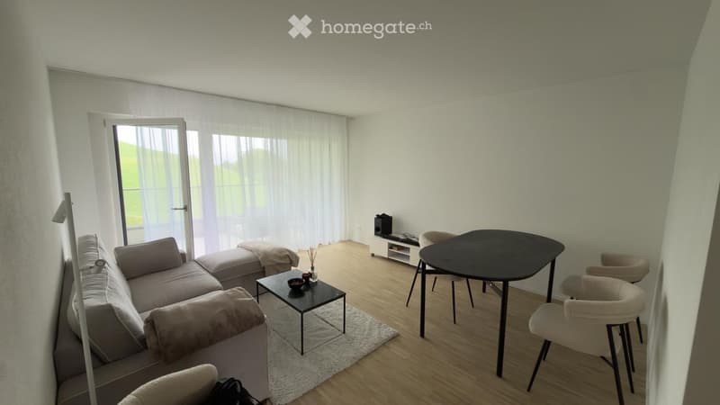 Moderne 3,5-Zimmer-Wohnung mit grossem Südbalkon in Bolligen (1)