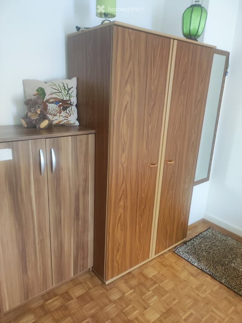 Kl moebl Zimmer befristet ab sofort frei (3)