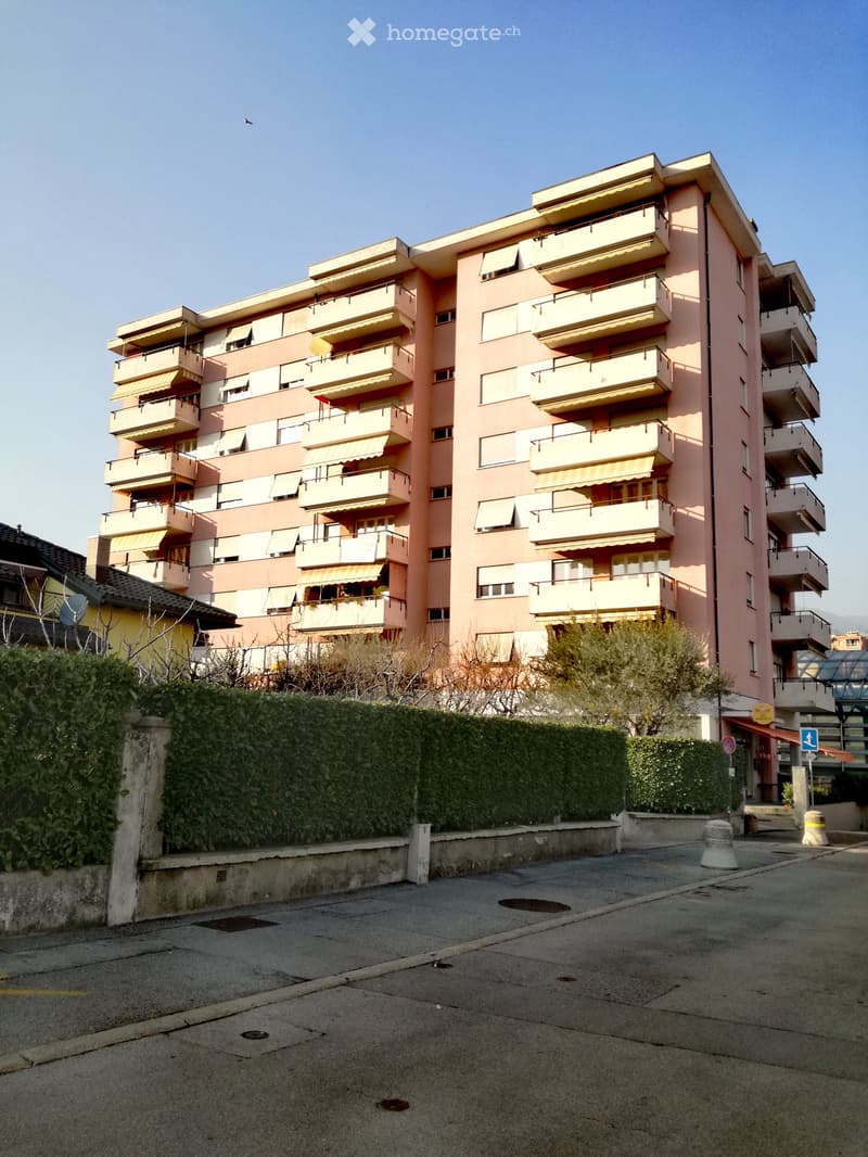 CHIASSO, VIALE GALLI 21, 3.5 LOC IN AFFITTO (5)