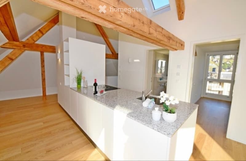 Wunderschöne Dachwohnung (2)