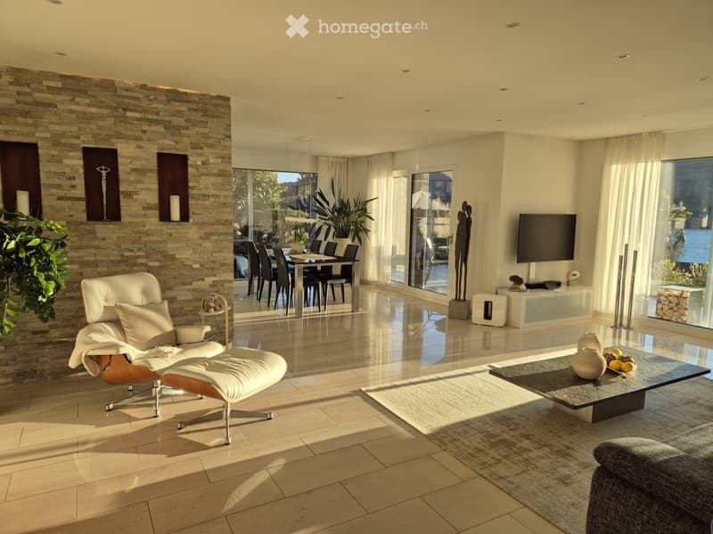 4.5 Room Apartment, 160m2, Lakeview, Pool, 2 Garage Parkings (5)