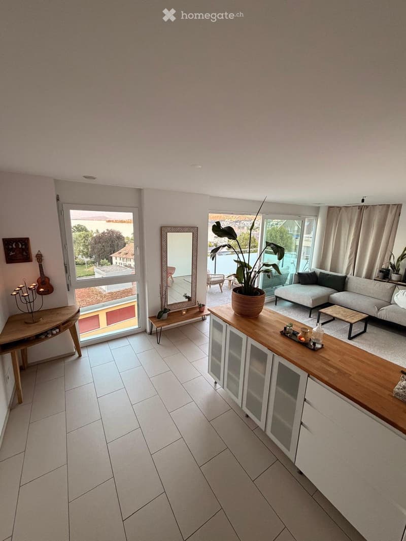 Moderne Wohnung mit atemberaubender Seesicht (befristet) (5)