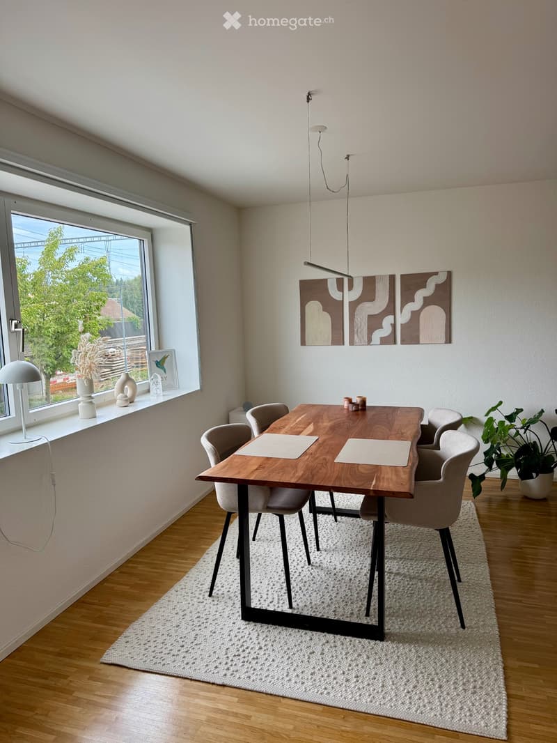 Helle 3.5-Zimmer-Wohnung mit grosser Loggia & PP in Muri AG (3)