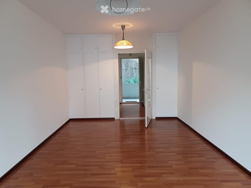 1.5 locali a Lugano - posizione centrale (2)