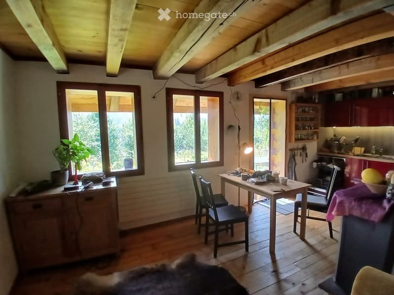 1-2 WG Zimmer auf ganzjähriger Alp zu vermieten (1)