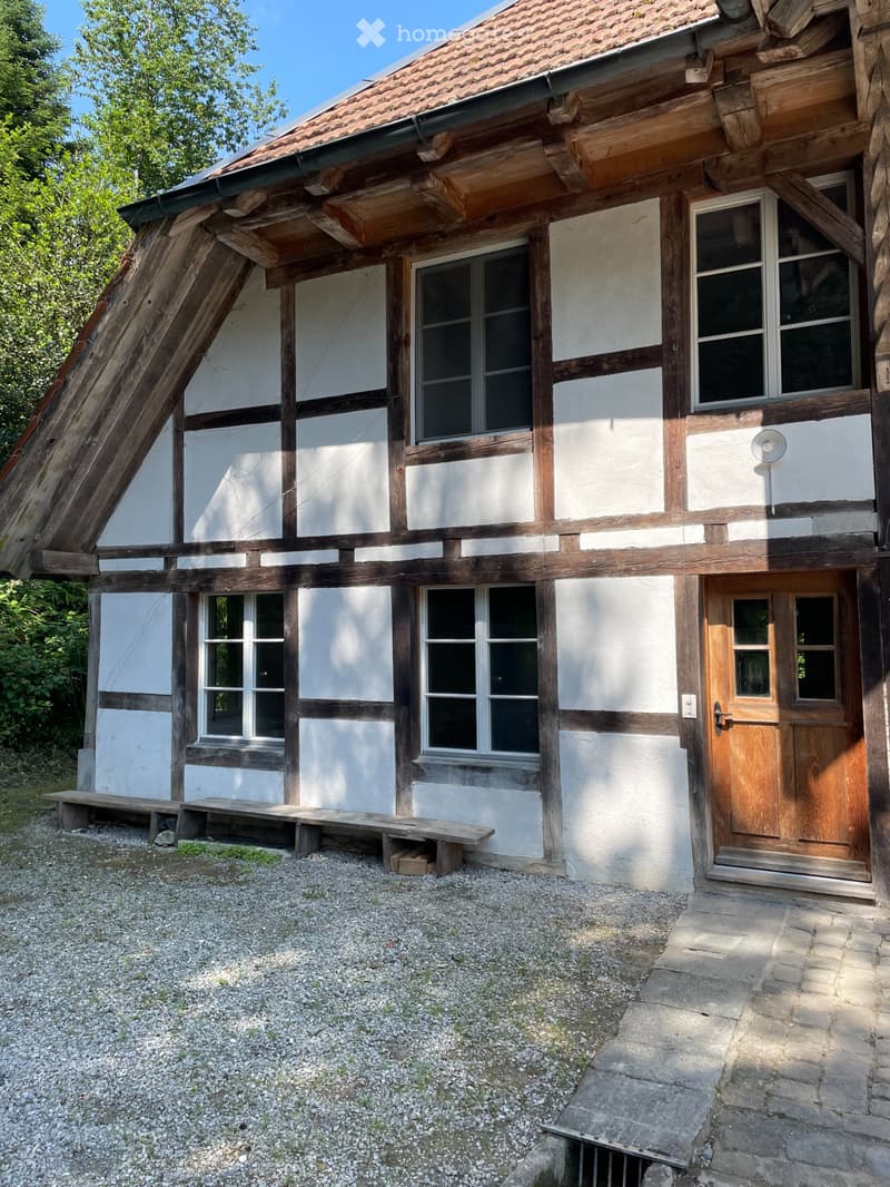 Charmanter 4.5-Zimmer-Bauernhausteil in Lüterswil (1)