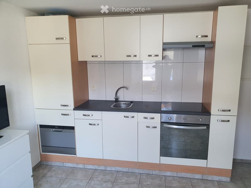 Zu vermieten in Buckten BL ab 1.12.26  renovierte 2  Z. Wg (2)