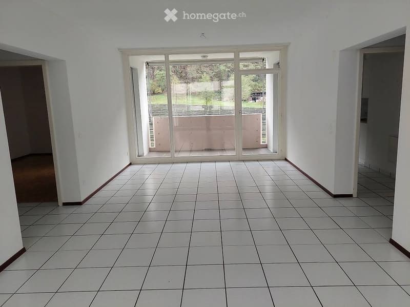 Affittasi appartamento 4.5 loc. - Camorino Via in Cumlina 5 (1)