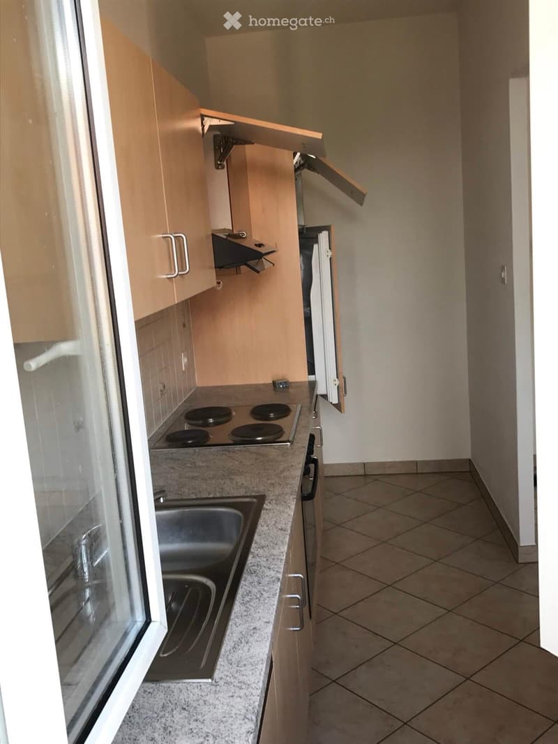Affittasi grazioso appartamento soleggiato con terrazza (4)